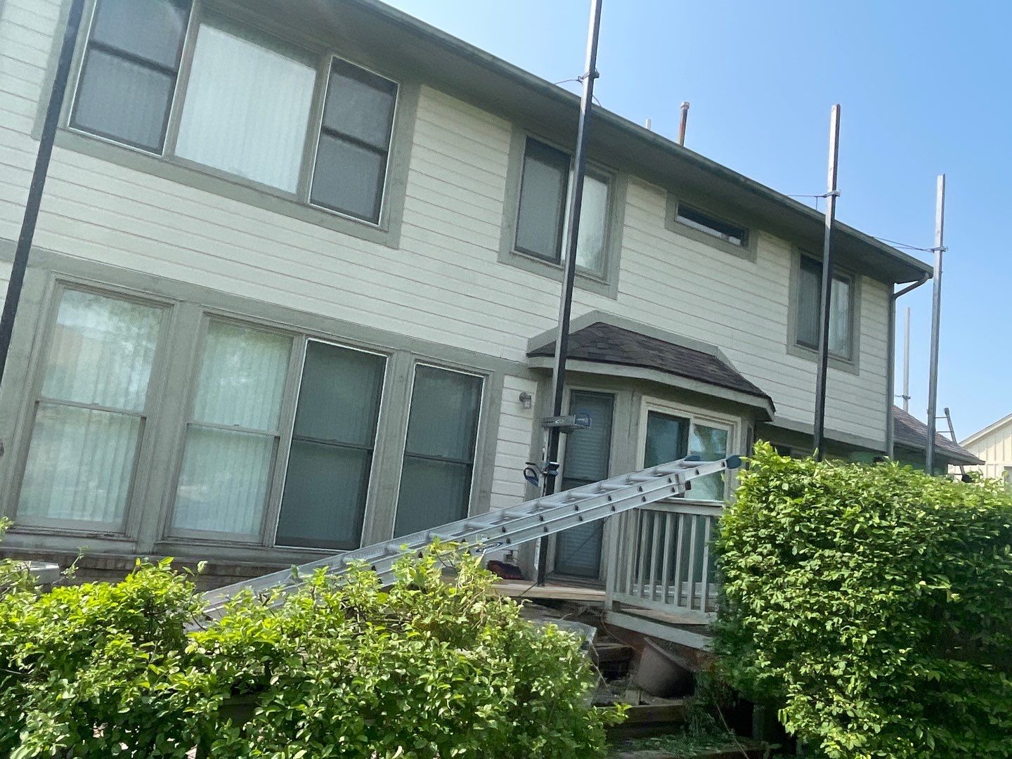 Siding Replacement using CertainTeed Restoration Classis D4 by 180 Contractors