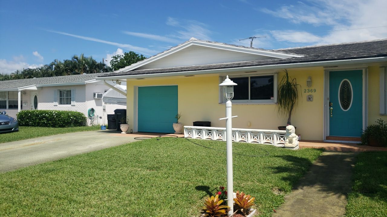 Residential Roofing Installation using 1" Nail strip metal roof by BLUES BROTHERS CONSTRUCTION CORP