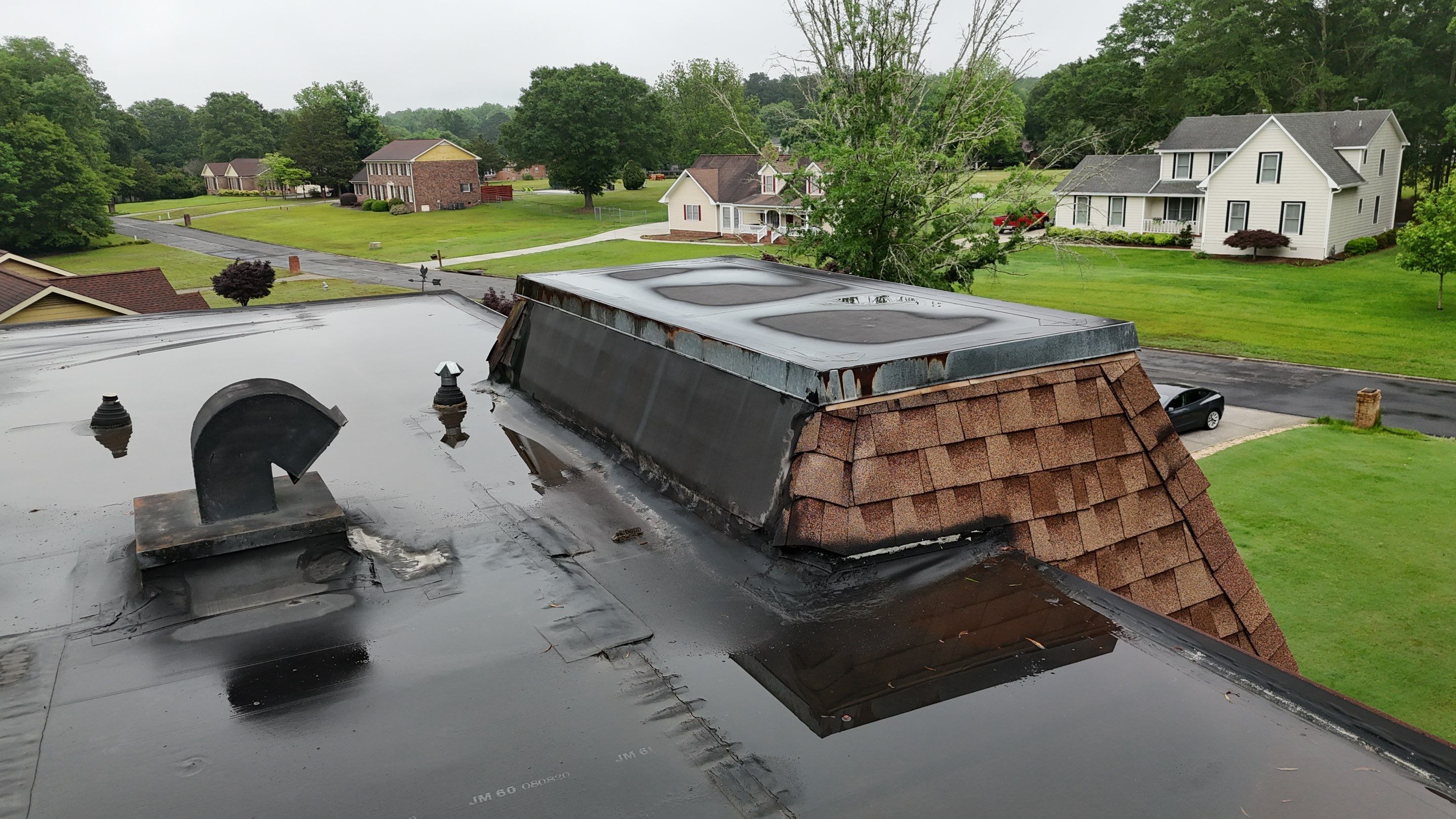 Commercial Flat Top Roof by Roof Bullies