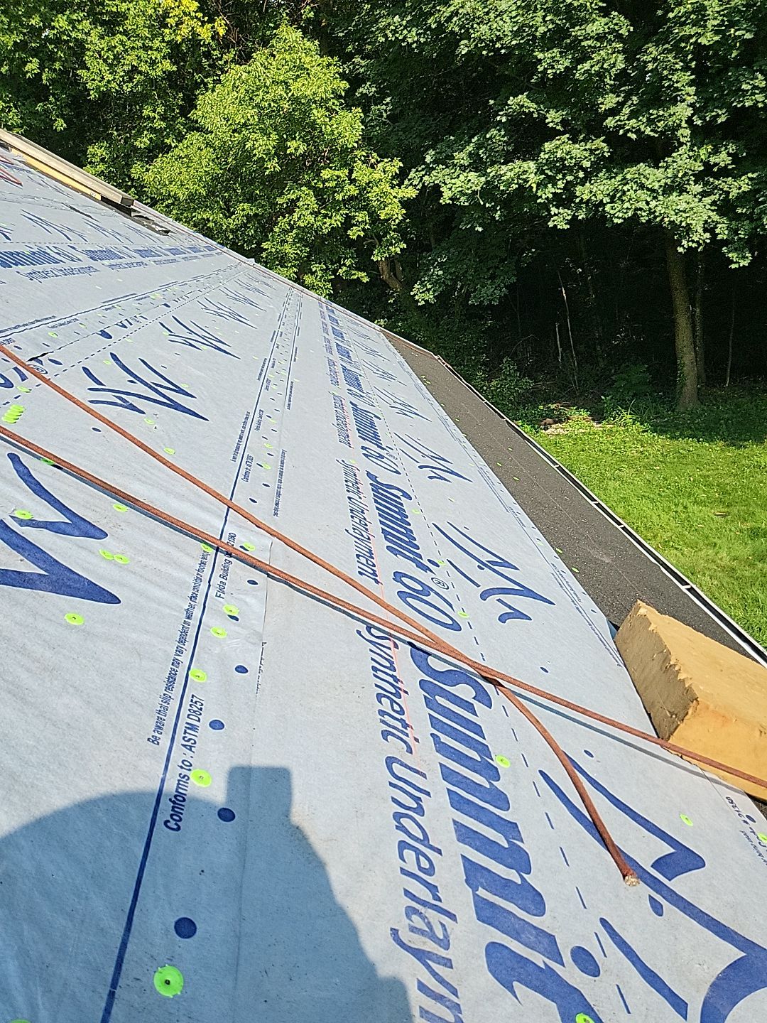 ATLAS PINNACLE COLOR: SCOTCHGARD PEWTER by Eagle Eye Roofing