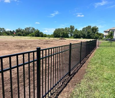 Aluminum Fence Installation using 3 Rail Aluminum Fence