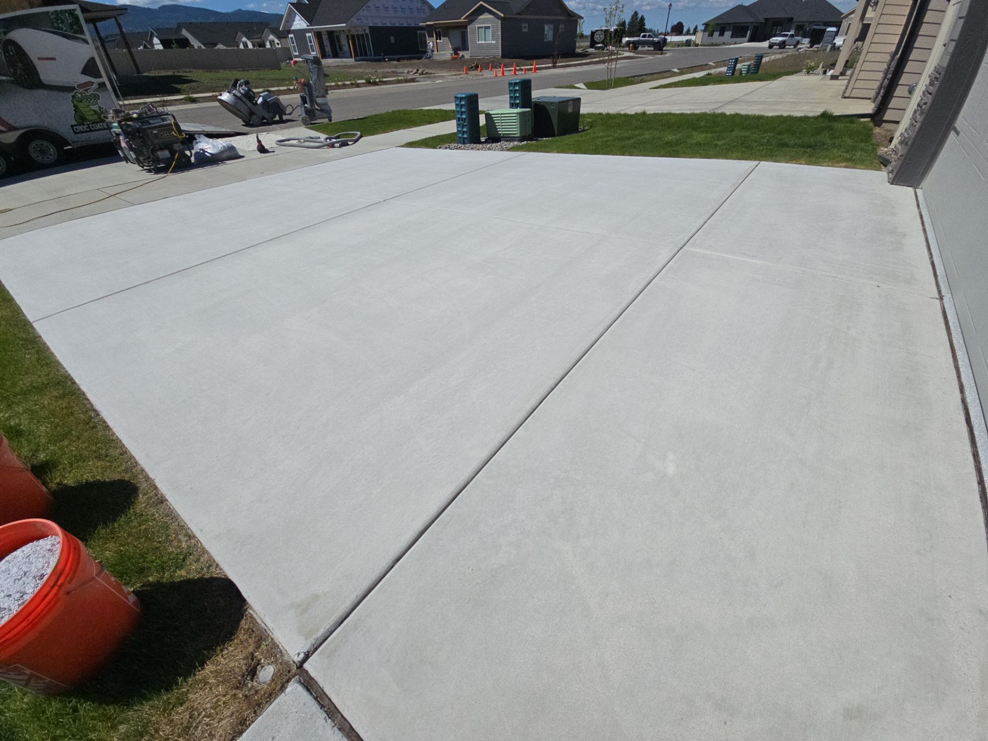 Driveway, garage, walkway Transformation using Ash Hybrid by Croc Coatings, LLC