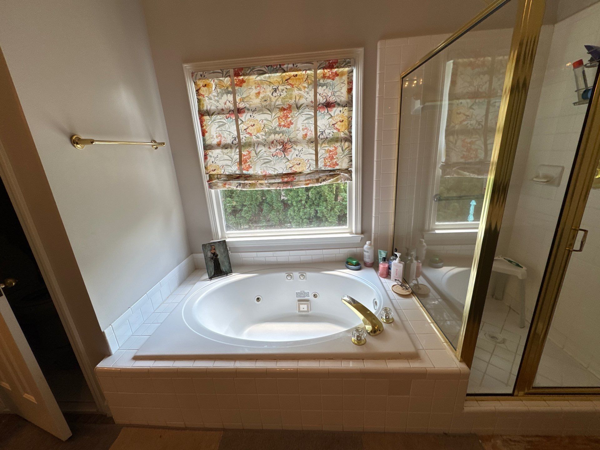Master bathroom renovation by Prudencio