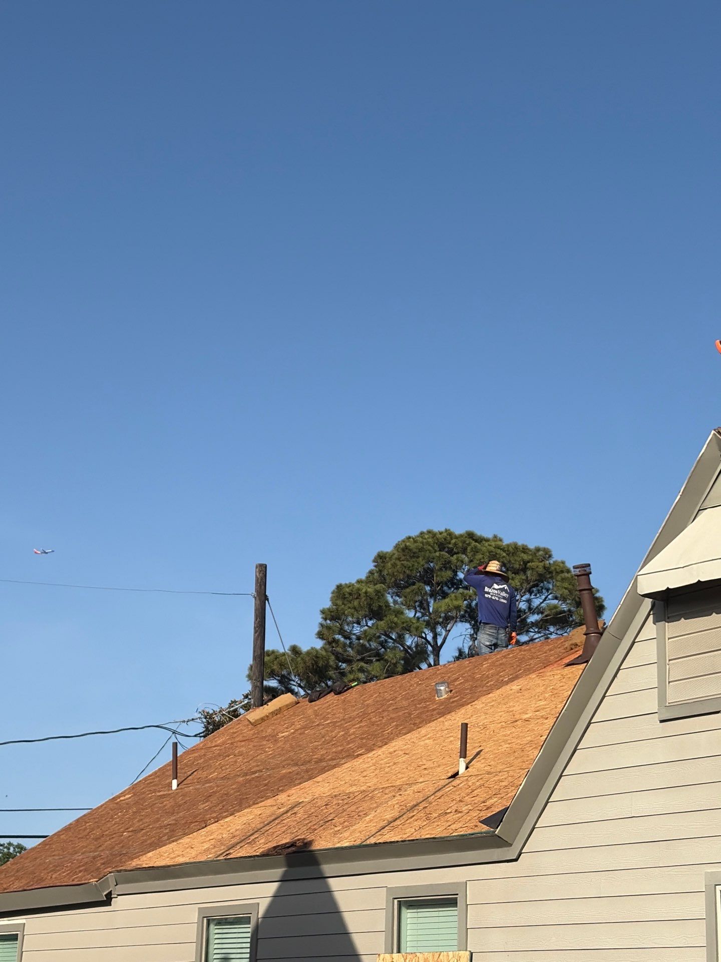 Roof Replacement in Lawndale / Wayside, Houston TX by Roof Repair Company