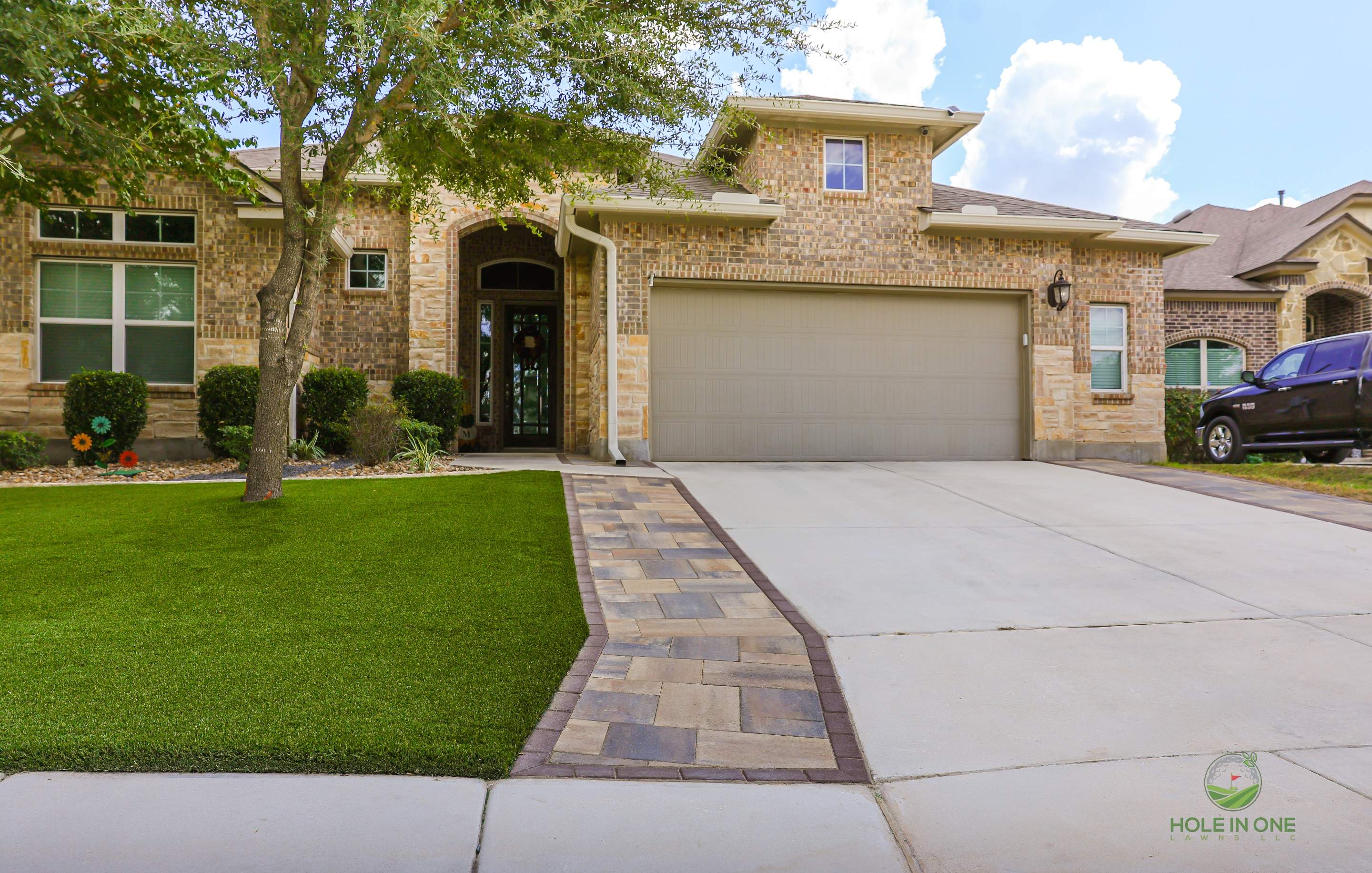 Wortham Oaks, San Antonio Tx. by Hole In One Lawns, LLC