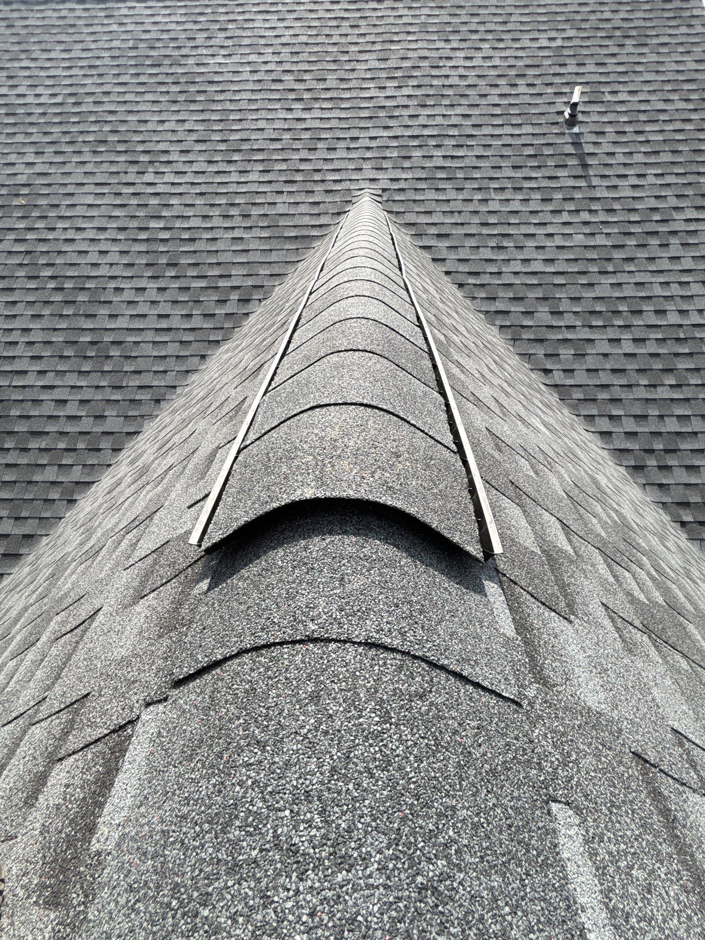 GAF HDZ - Charcoal by Linta Roofing Inc