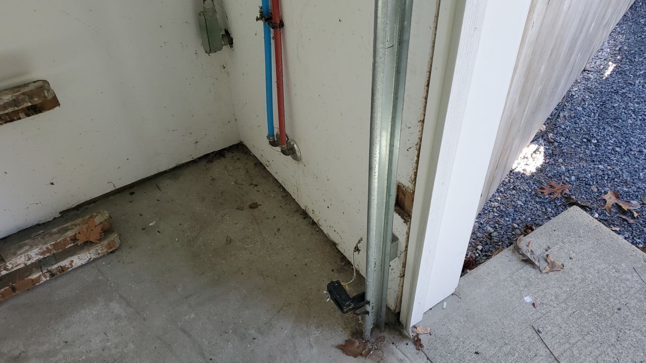 Linehan Garage TransFLOORmation by Symphony Concrete Coatings