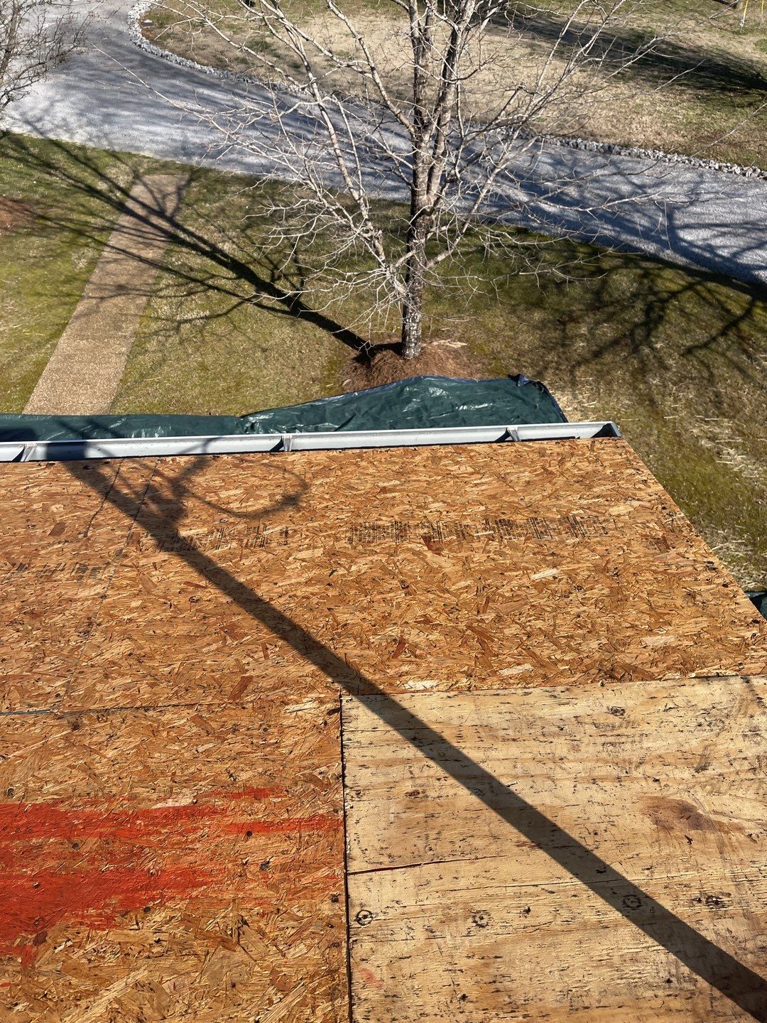 Residential Roofing Installation using Owens Corning Oakridge Roofing System by Undersun Roofing 