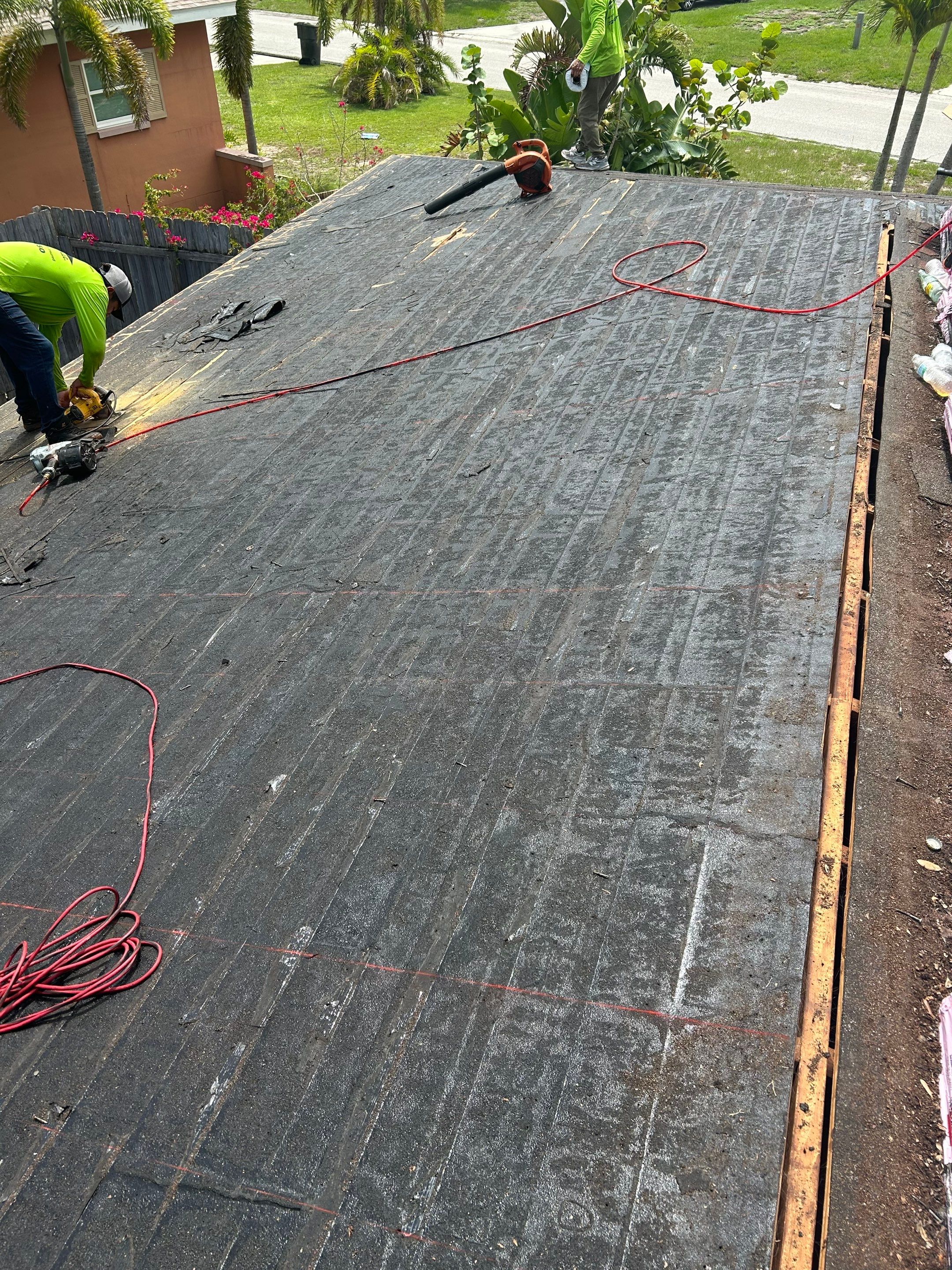 Project in St. Petersburg 33710 by Mitchell Roofing Company LLC 