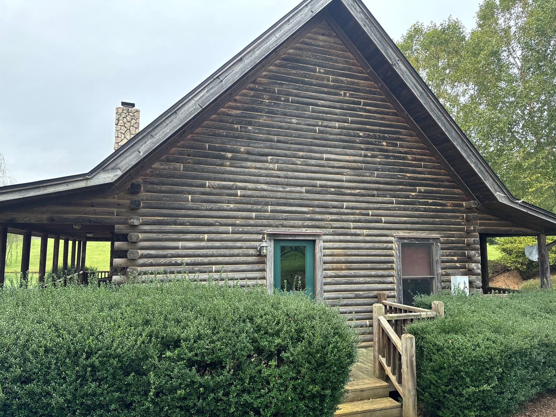 Brent and Marilyn S.,  by Log and Timber Worx