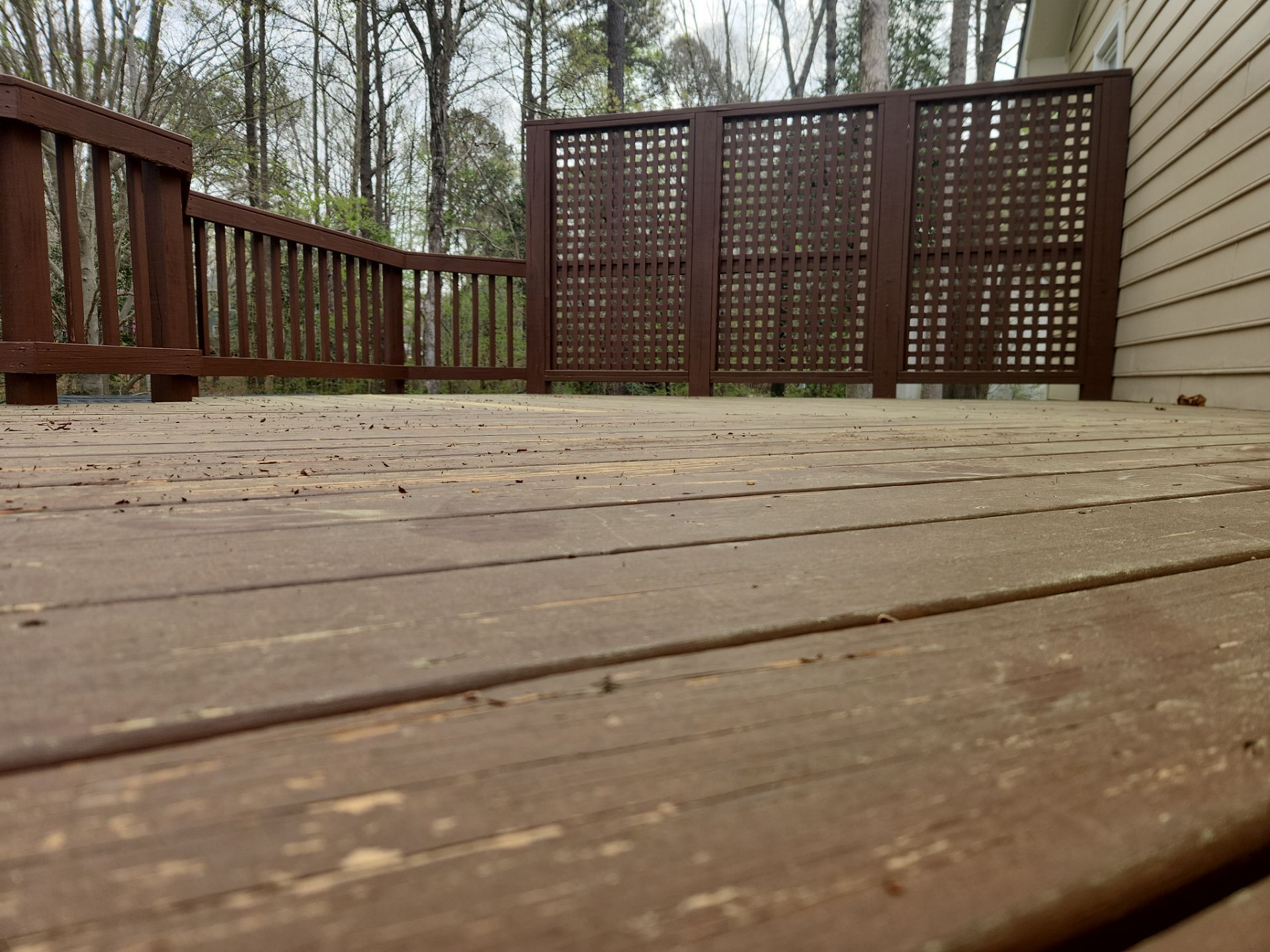 Coated Deck using AcryFin by DuraSeal