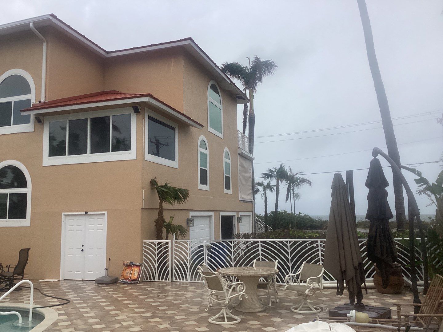 Seamless Gutter Installation for Beachfront Homes in Captiva by Gutter Professors