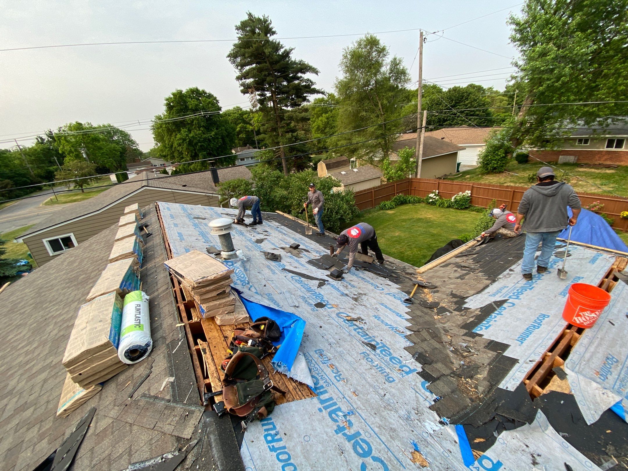 Roof Replacement using CertainTeed Landmark by 180 Contractors