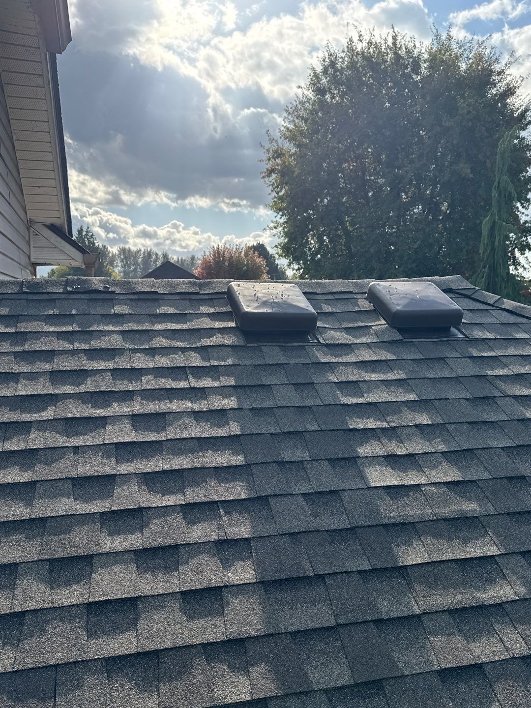 Residential Reroof Shingle - Weatherwood by Top Notch Roofing Inc