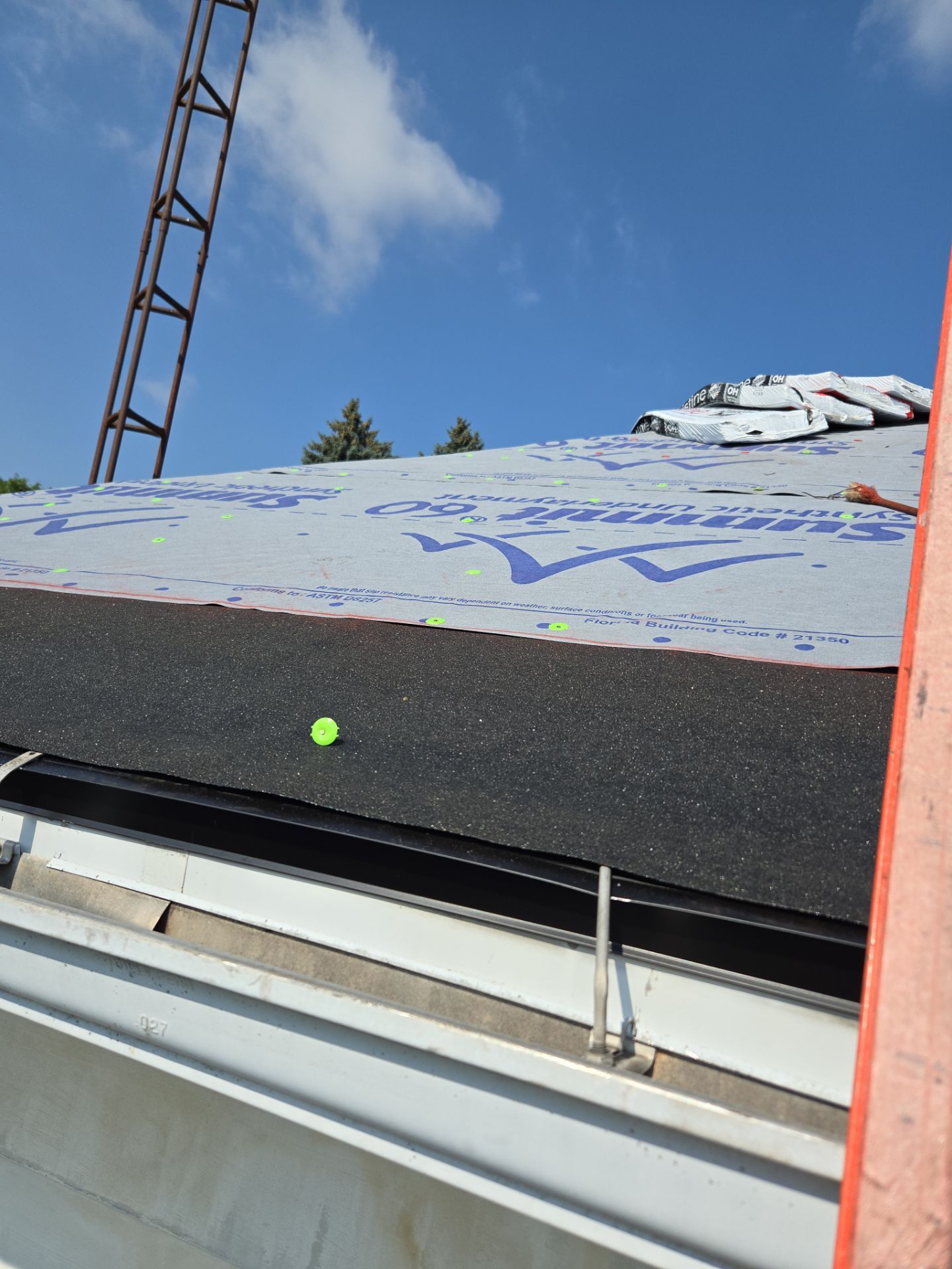 Atlas Pinnacle, Color, Hearthstone, Drip Edge, Color, Black by Eagle Eye Roofing