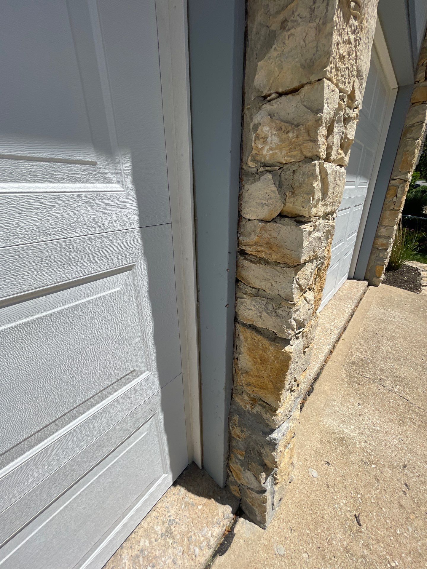James Hardie siding in Overland park  by EEC  Windows, Siding & Roofing 