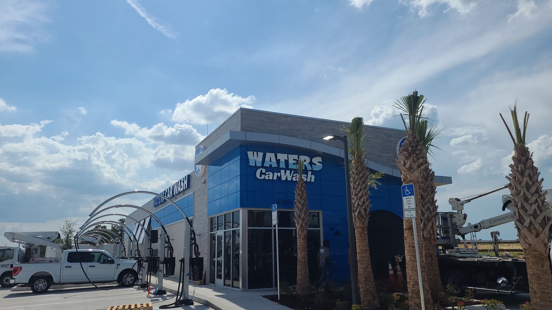 Pylon Sign and Channel Letters for Waters Car Wash by SignCrafters