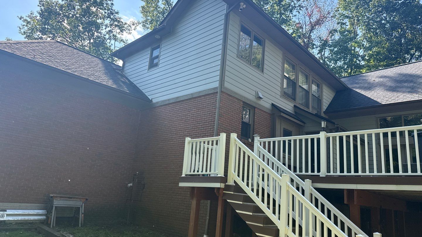 Siding Replacement using Alside S7 Cedar Mill Grain Cape Cod Grey by 180 Contractors