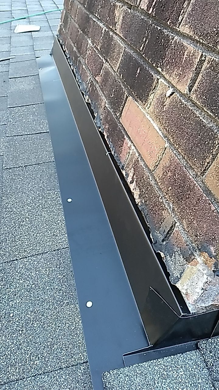 Residential Roofing Installation using Owens Corning Oakridge- Williamsburg Gray by Indigo State Roofing