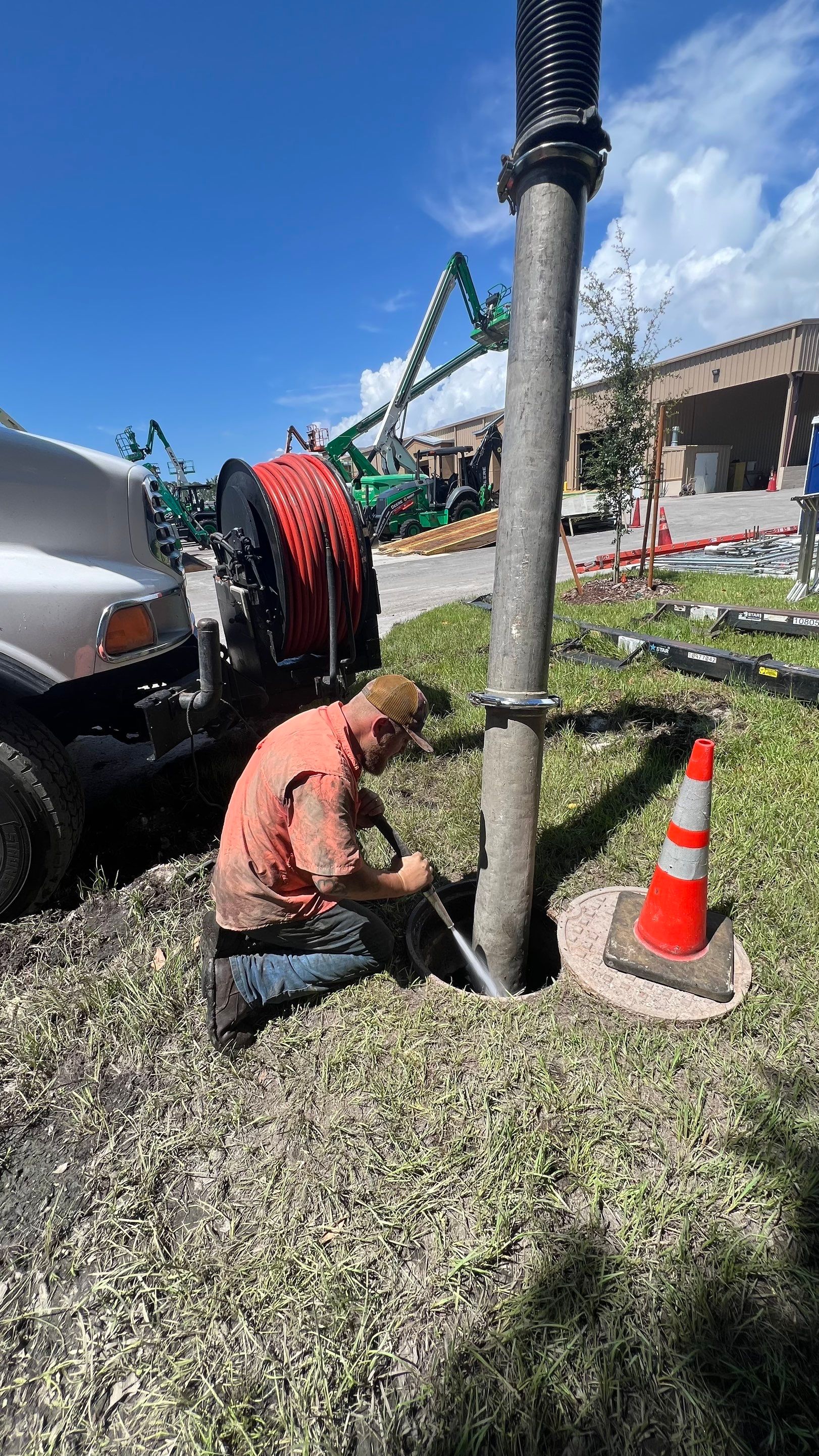 Naples Sunbelt Stormwater Catch Basin Cleaning by APS Power & Water
