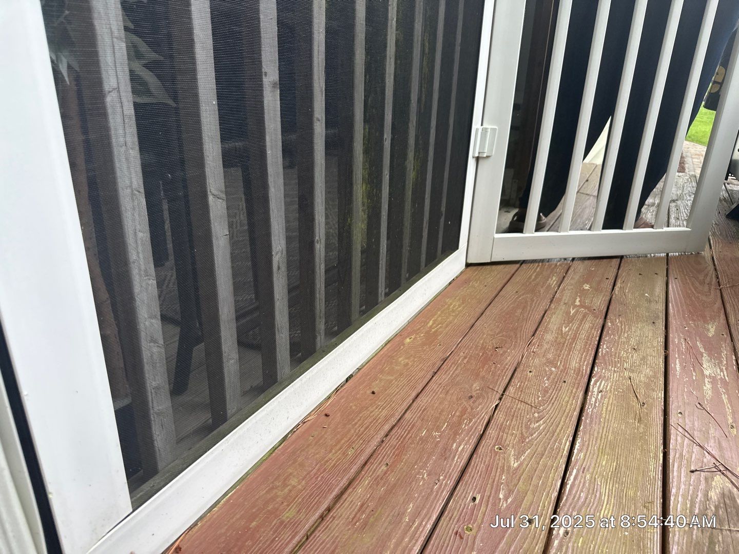 Wood Deck using Wood Sealant by DuraSeal