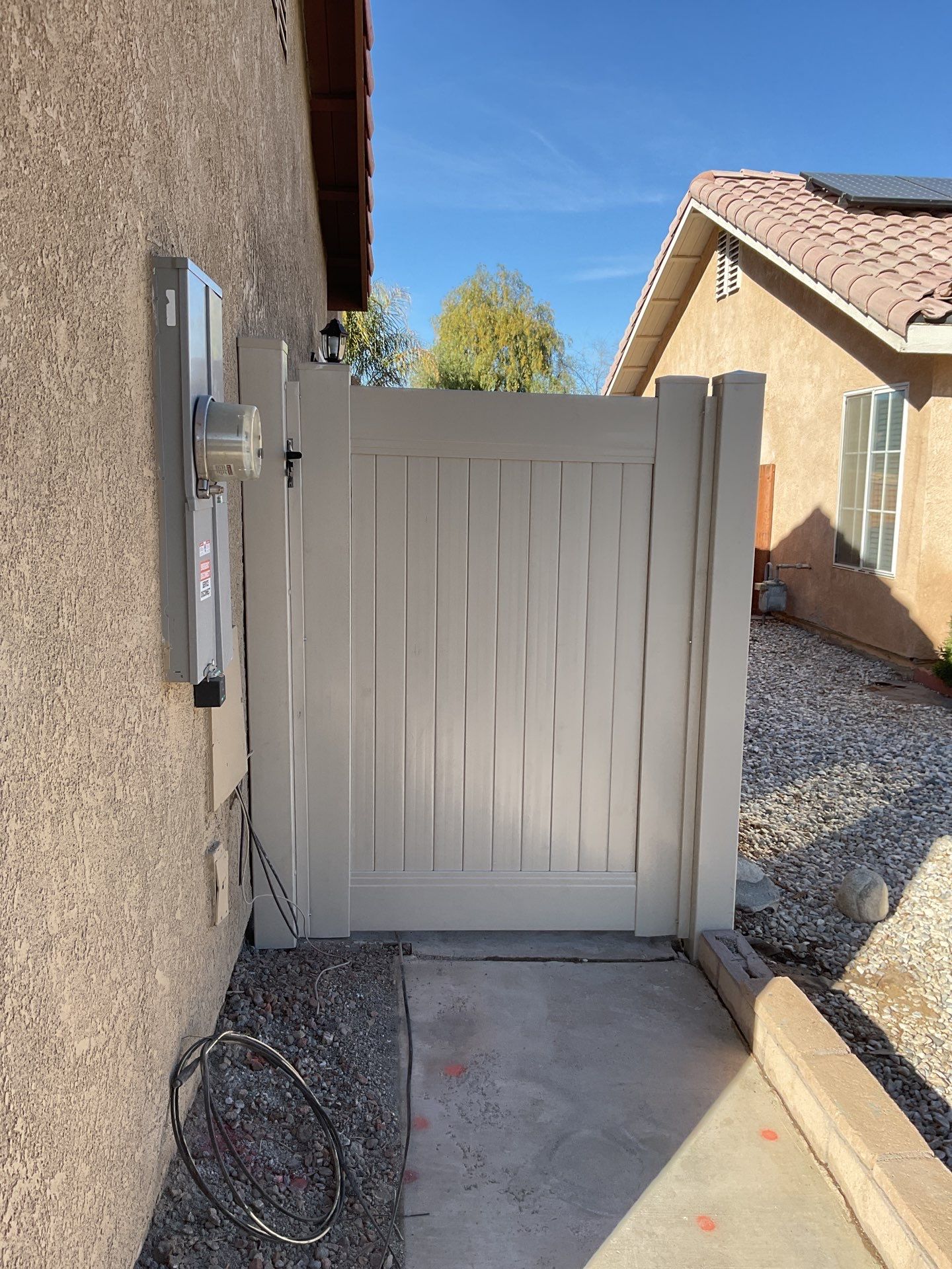 Beautiful vinyl fence installation by Fence Guys Inc.