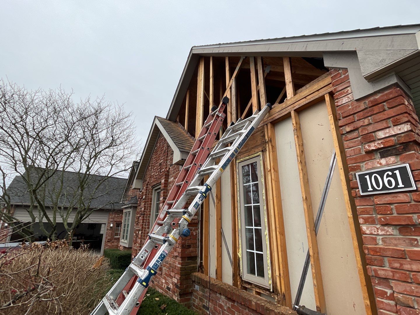 Siding Replacement using CertainTeed Monogram D5 Clapboard by 180 Contractors