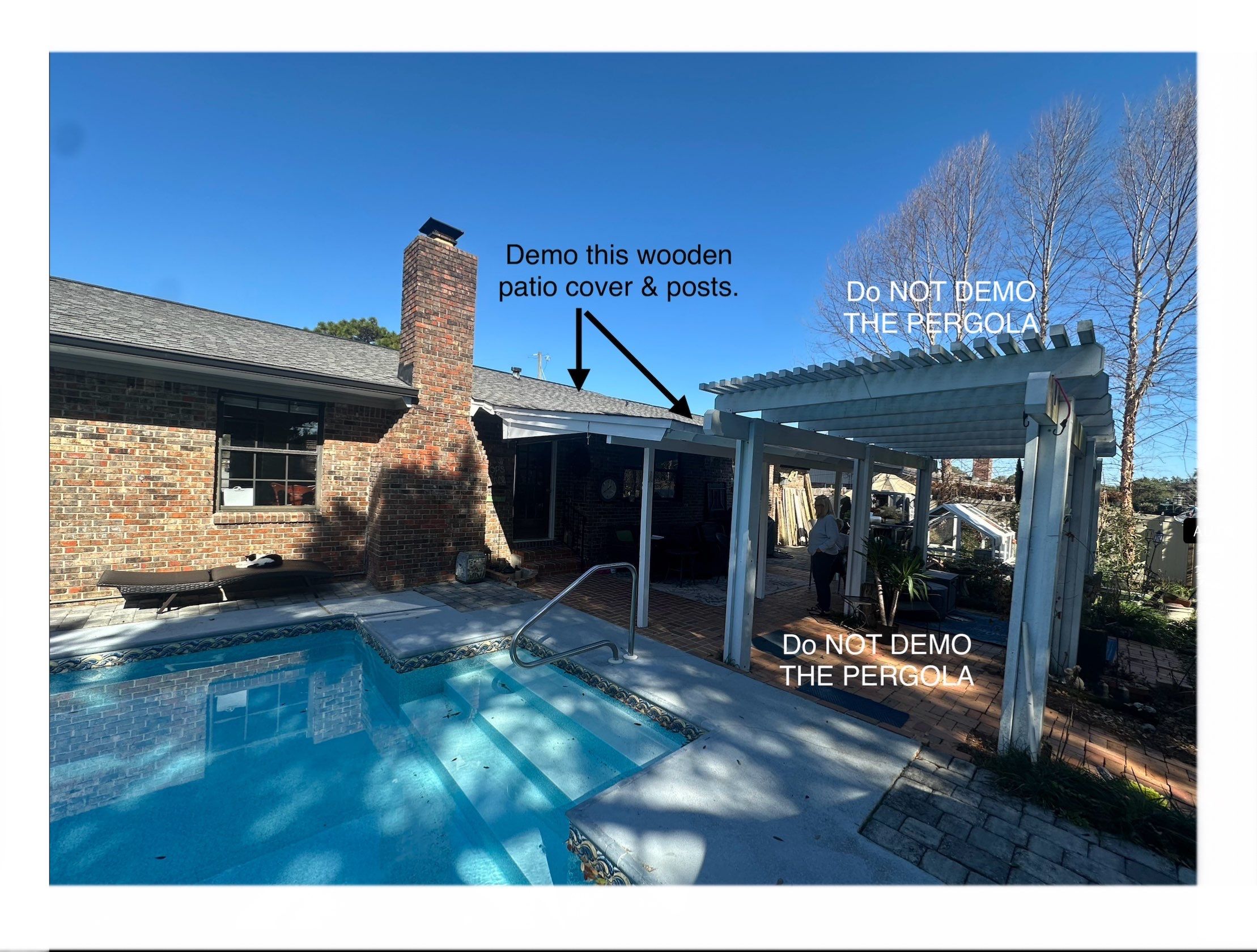 Pensacola Screen Room with Vinyl Slliders by Titan Sunrooms