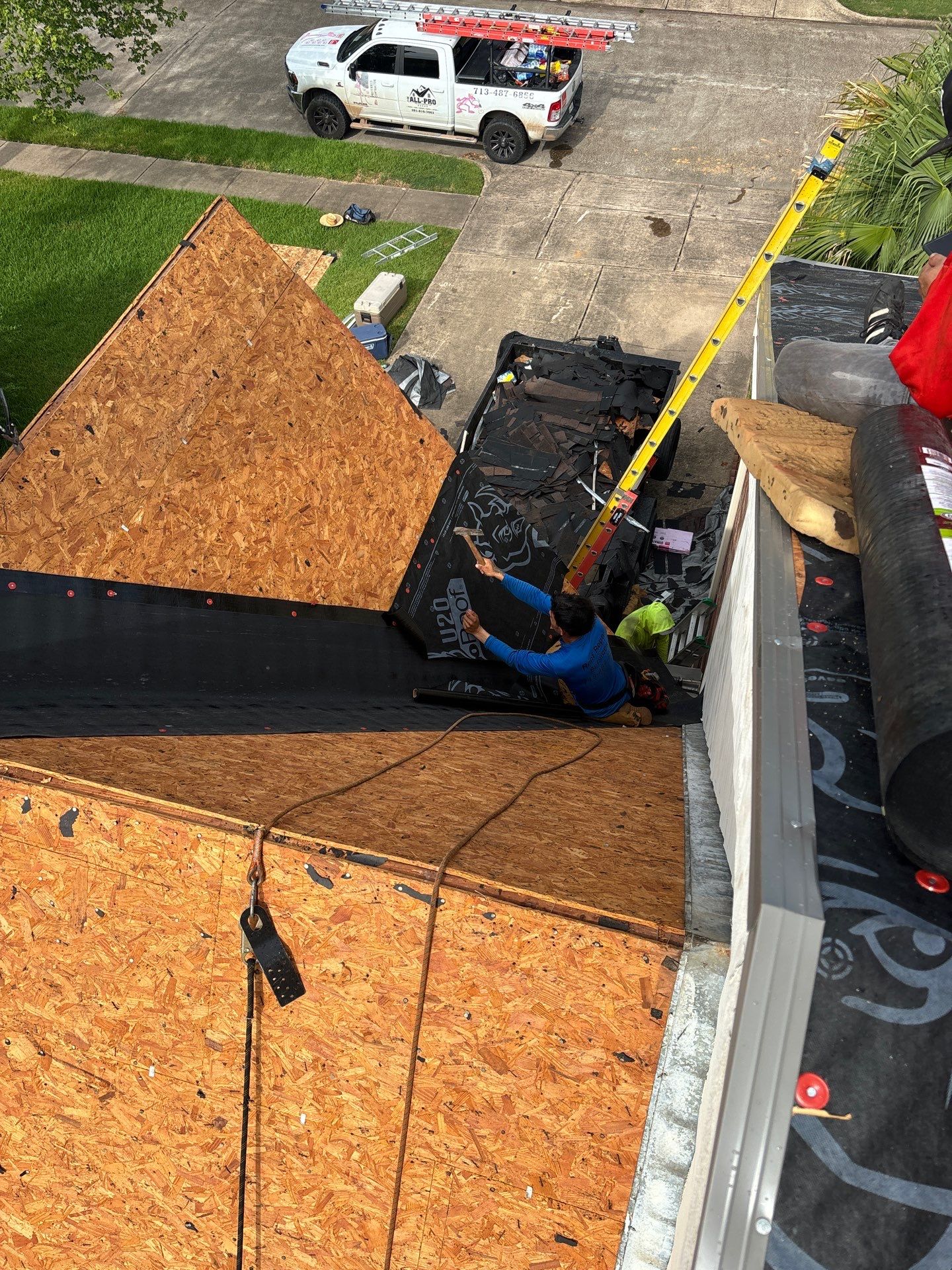 Residential Roofing Installation using Owen's Corning Duration (Lifetime) Shingles by Roof Repair Company