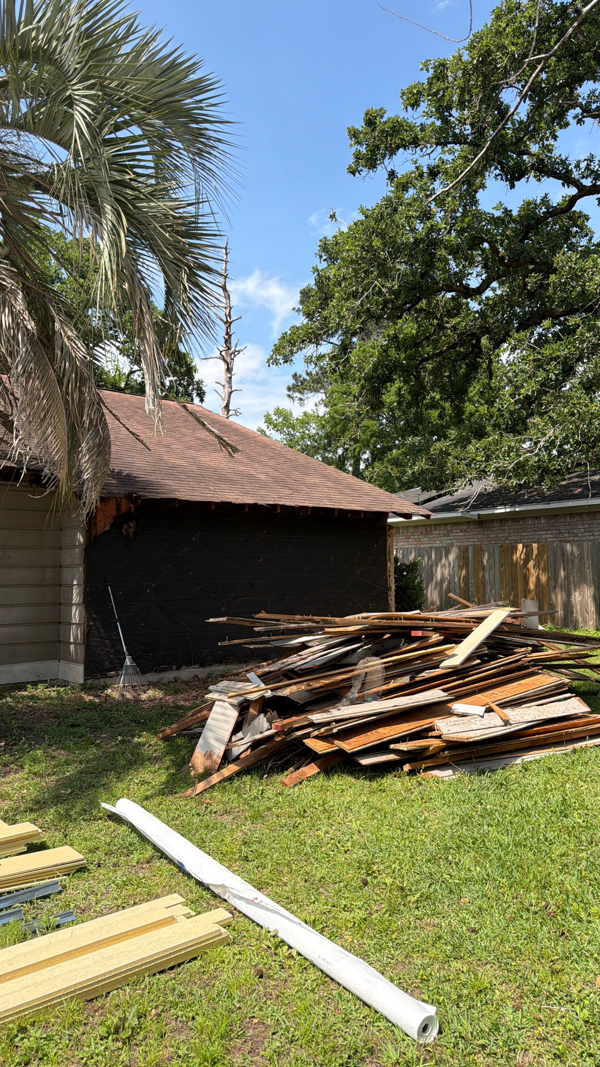 Roof Replacement & Hardie Siding Installation | Conroe, TX by Engle Roofing & Construction
