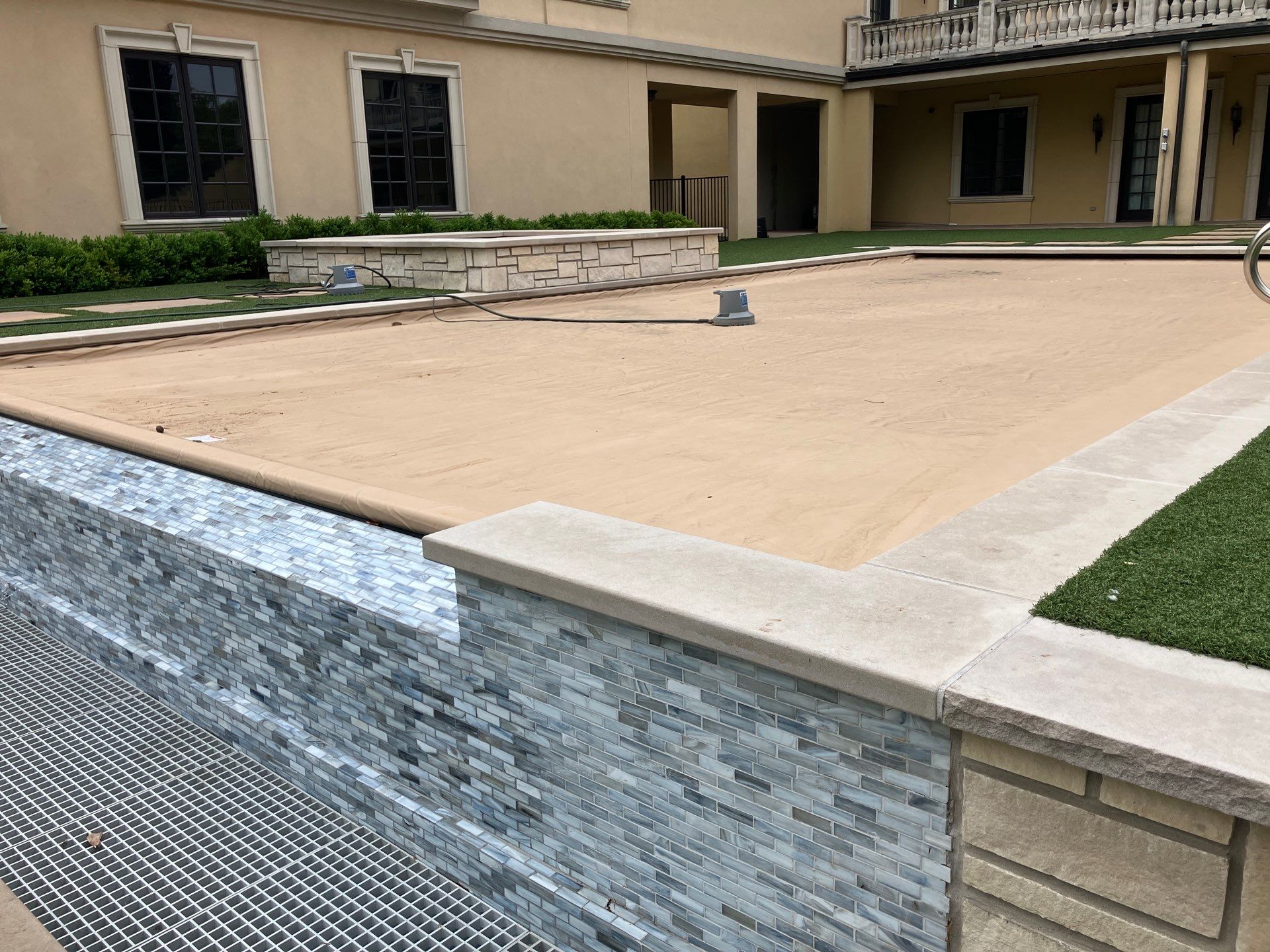 Catalina Blue Spillover by North Shore Pool & Spa