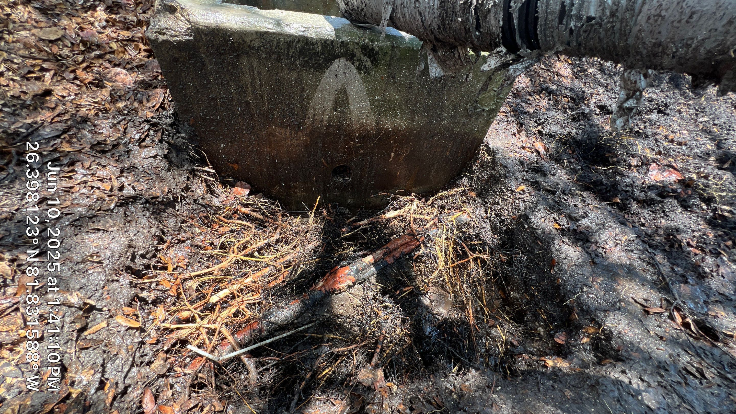 Pelican Landing Beach Parking Lot Stormwater System Maintenance by Don Mar, Inc. Storm Water Solutions