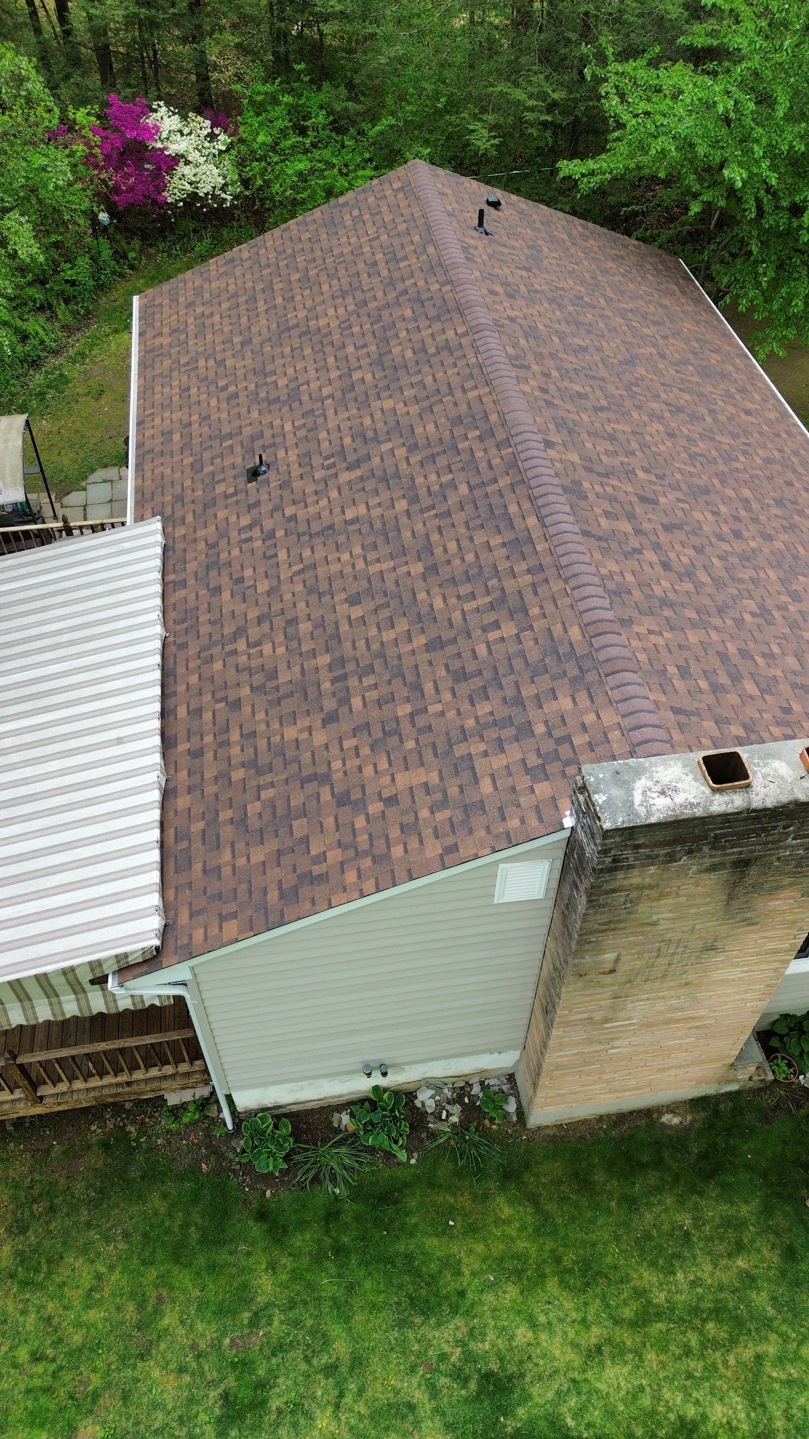 Owens Corning Duration: Brownwood in New Milford, Connecticut by Golden Shield Roofing