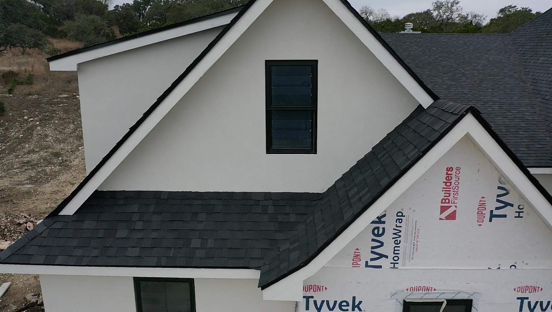 New Home Construction using Owens Corning 30 year Architectural Shingles by Premier Roofing and Contracting