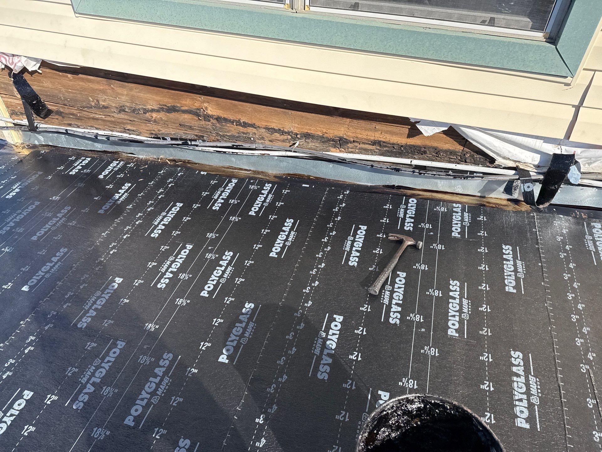 Mustang Island Flat Top by Bayfront Roofing and Construction