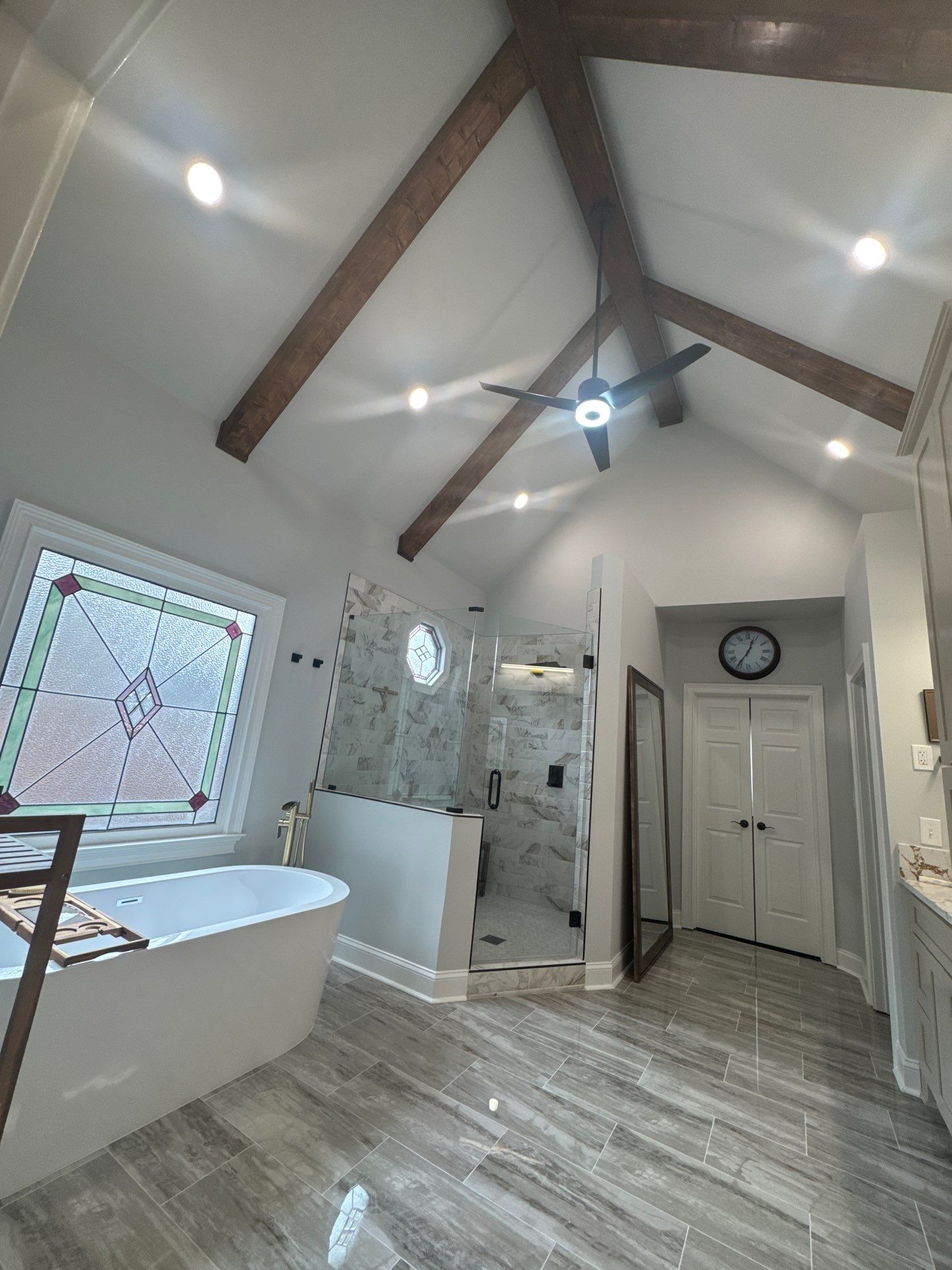 Master bathroom renovation by Prudencio
