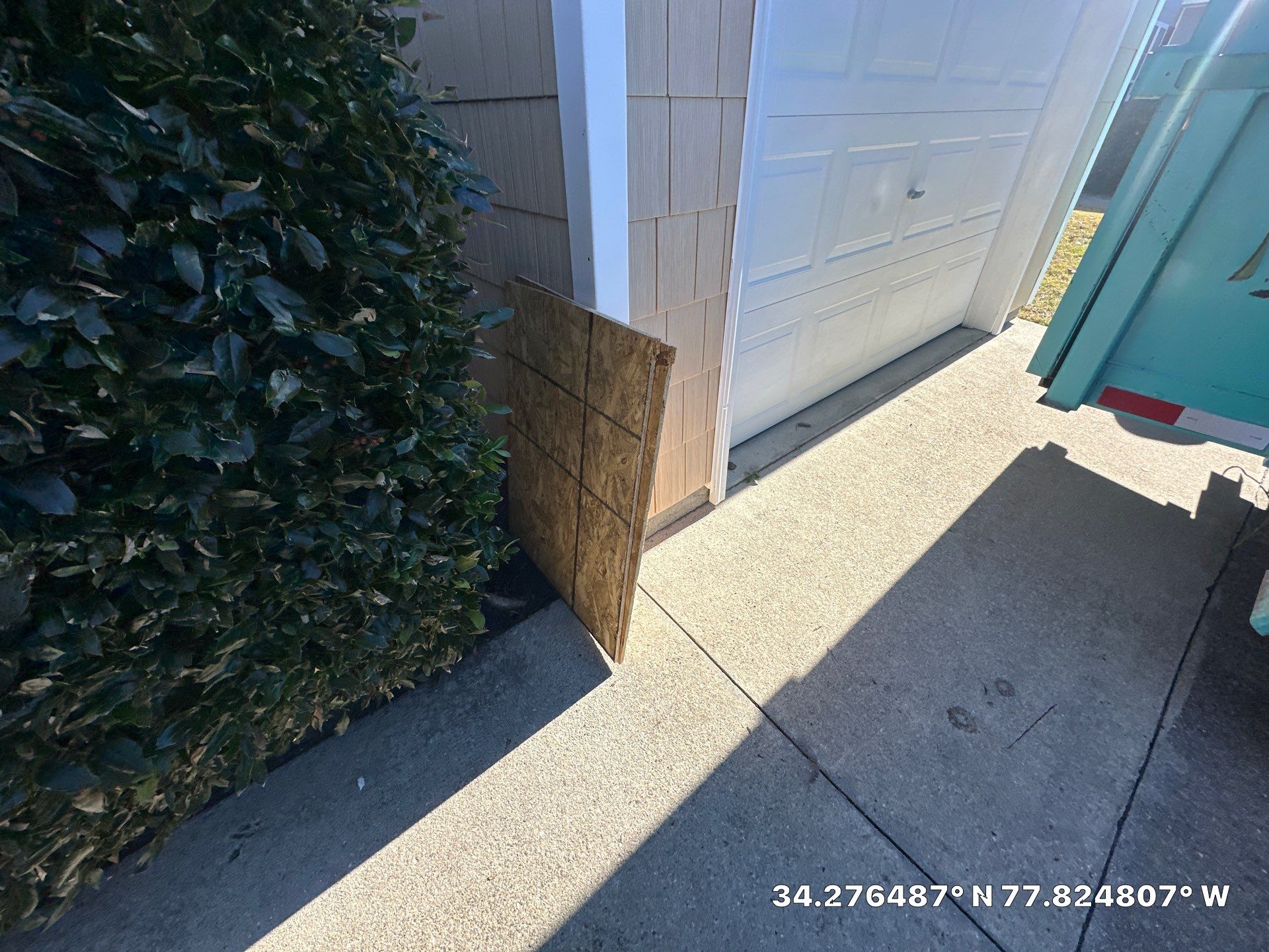 Azalea Roofing featured photo.