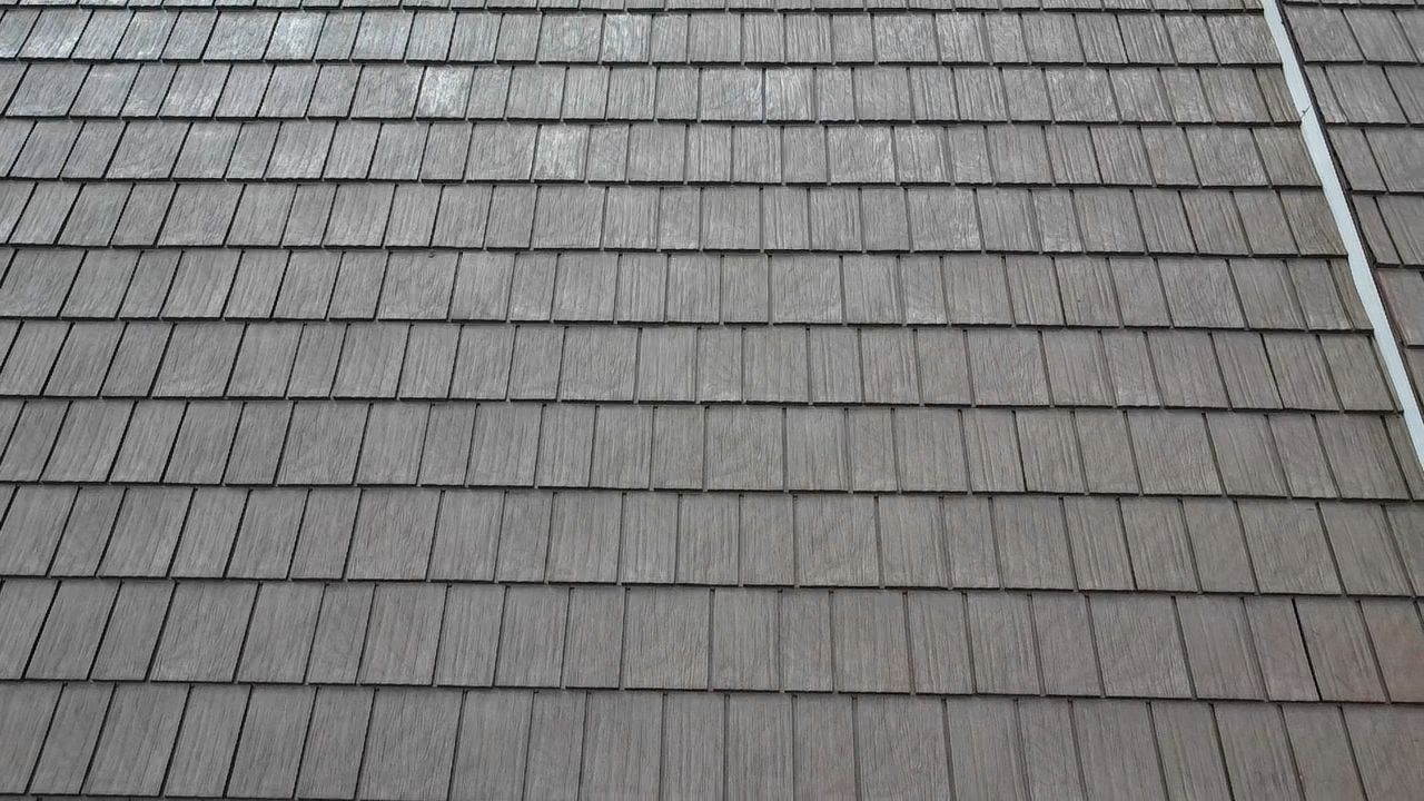 Driftwood on Euroshield Rubber - Shake  by 2thetop Roofing