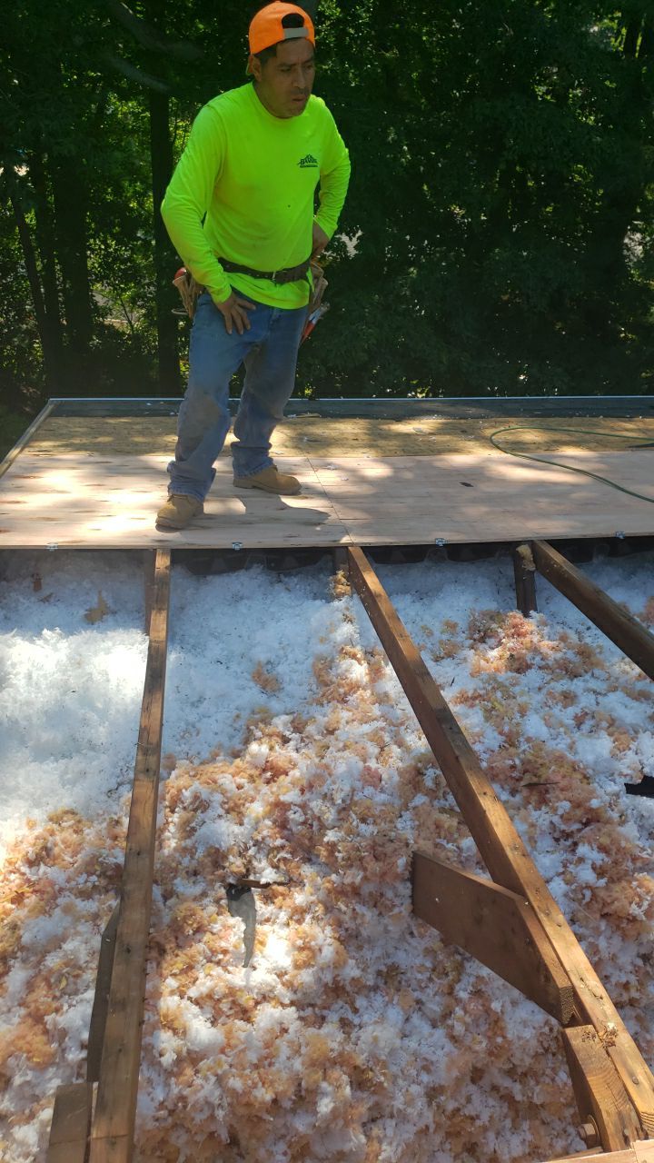 Springfield CertainTeed Landmark Weathered Wood Roof Installation by RM Banning, Inc.