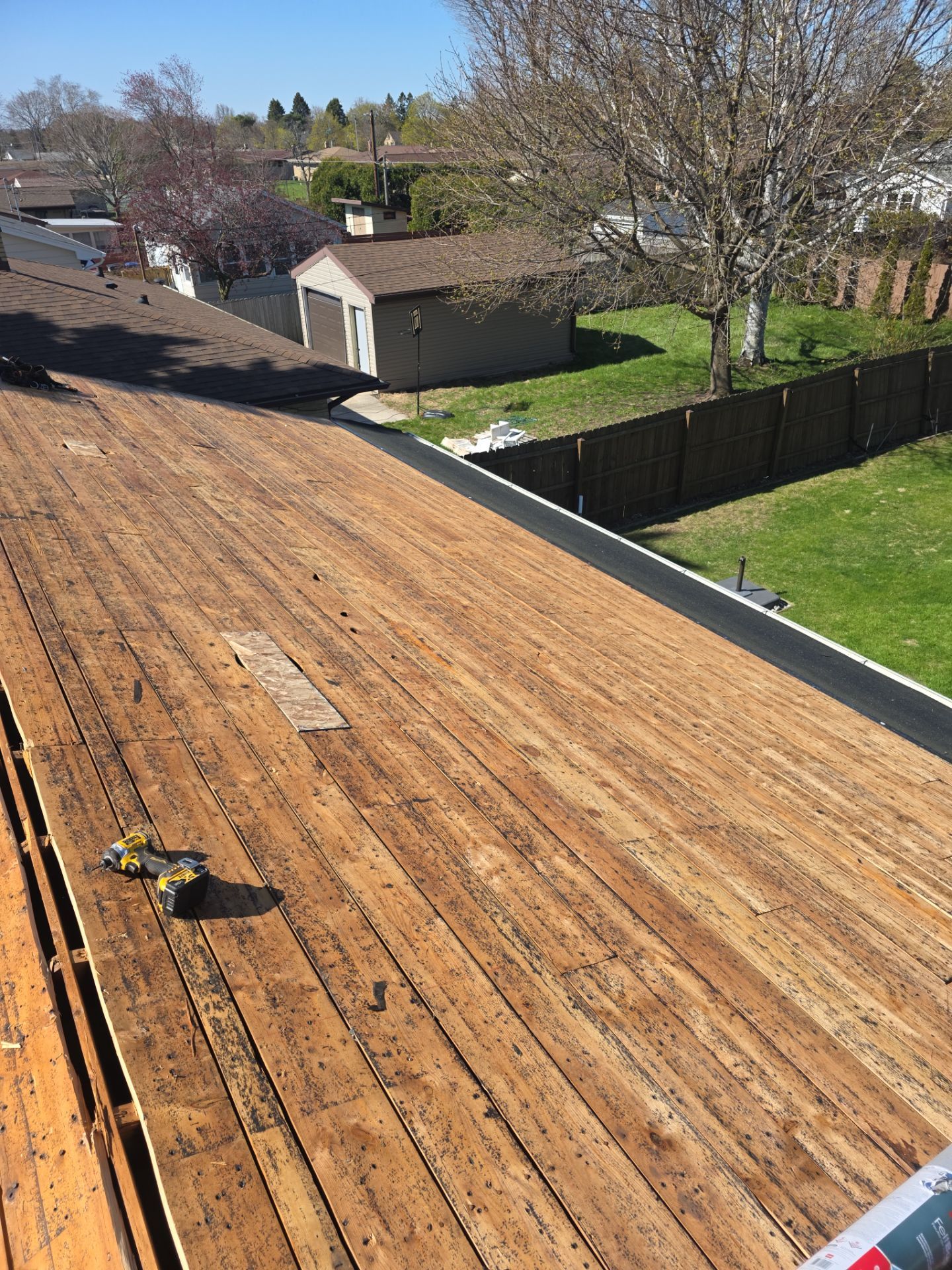 UHDZ BEAUTIFUL ROOF  by Gellings Roofing & Siding