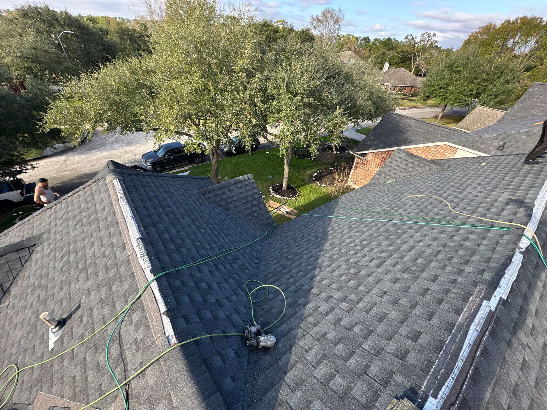 GAF HDZ CHARCOAL W/ PREMIUM RIDGE Z by Motion Roofing
