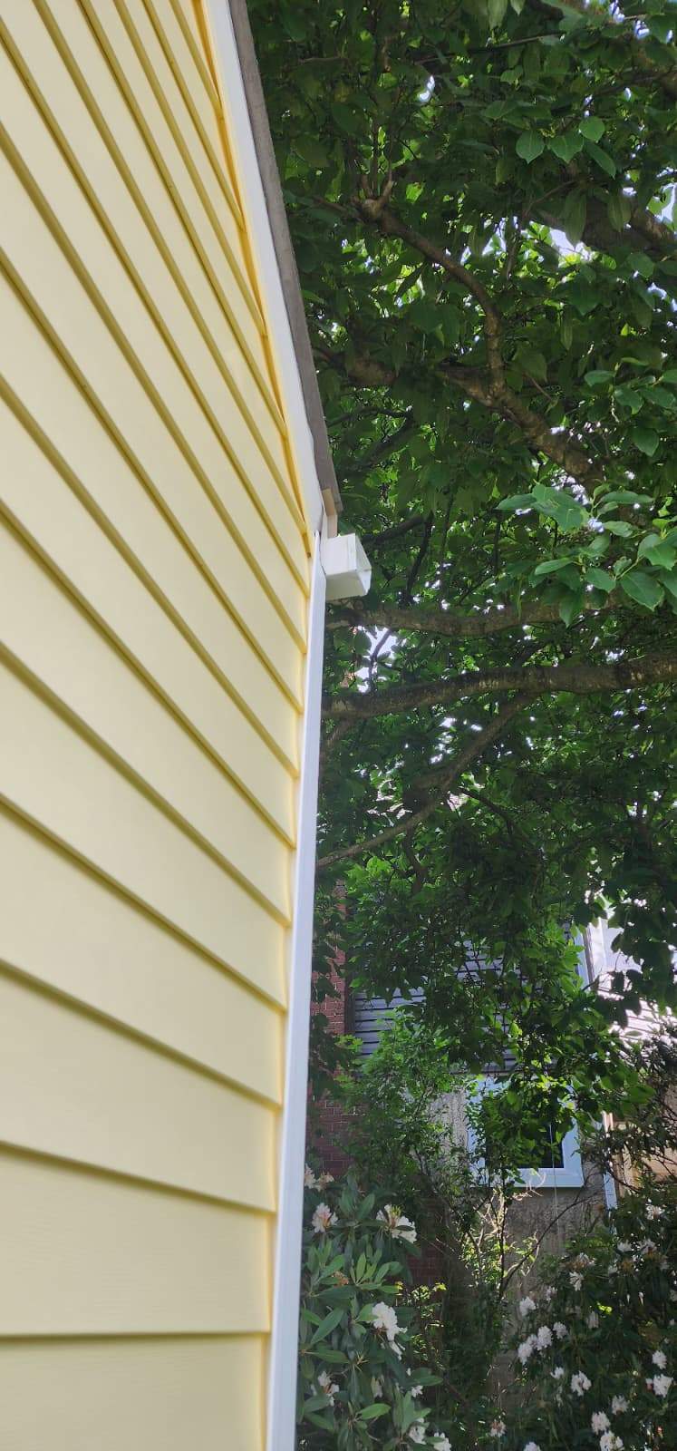 Autumn Yellow Makeover in New Kensington by Ideal Siding Pittsburgh