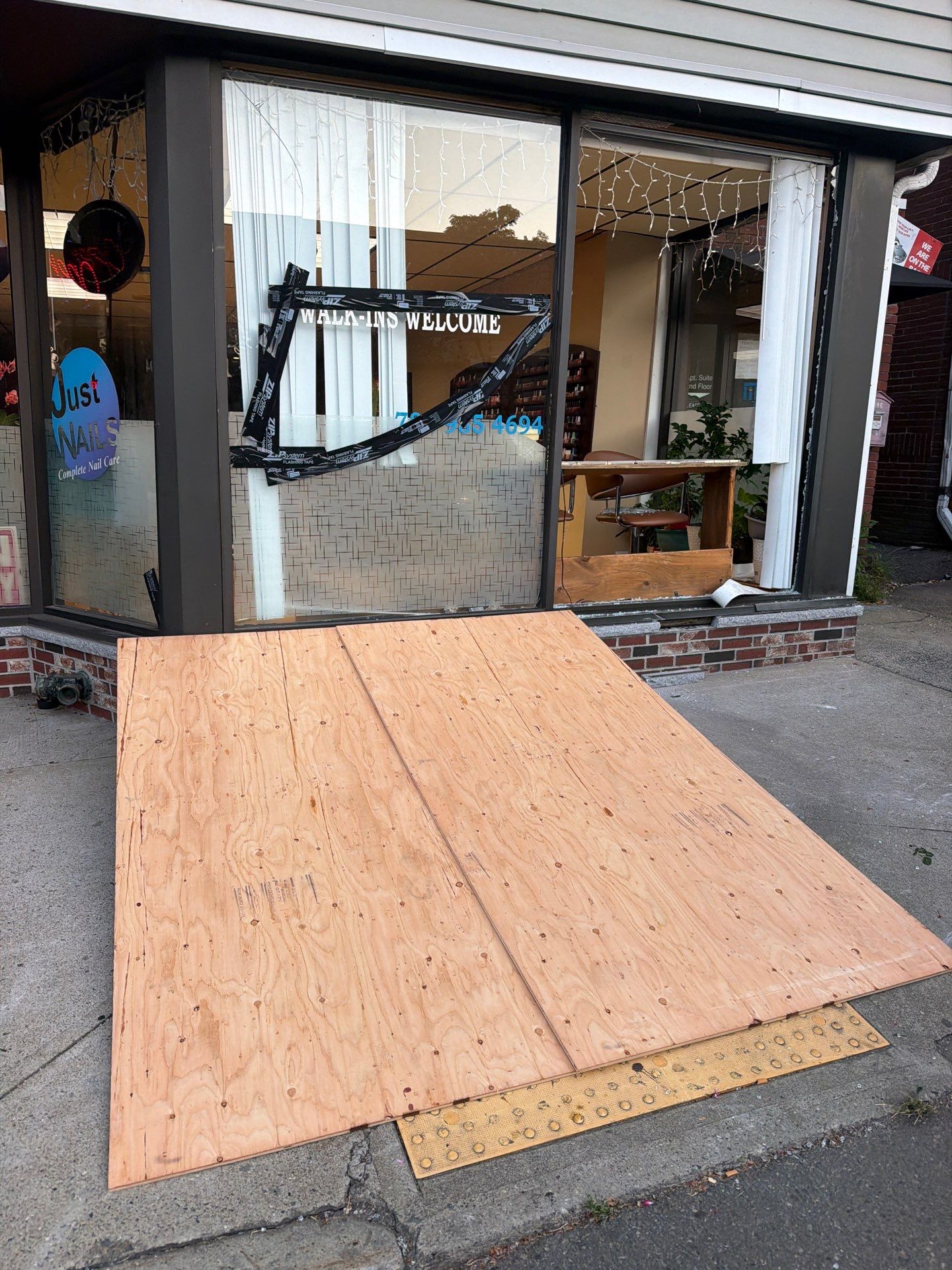 Woburn Storefront Board Up and Debris Cleanup After Vehicle Impact by Boston Board Up