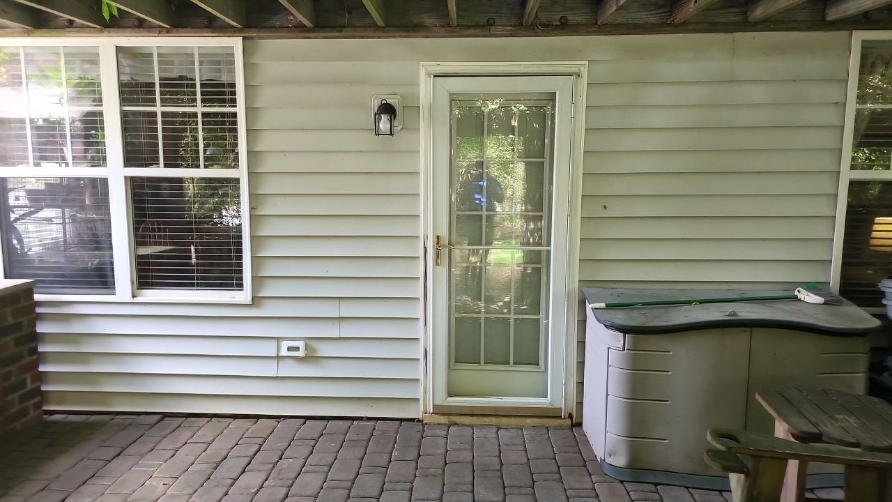 House Wash using cleaner by Power Wash Masters LLC