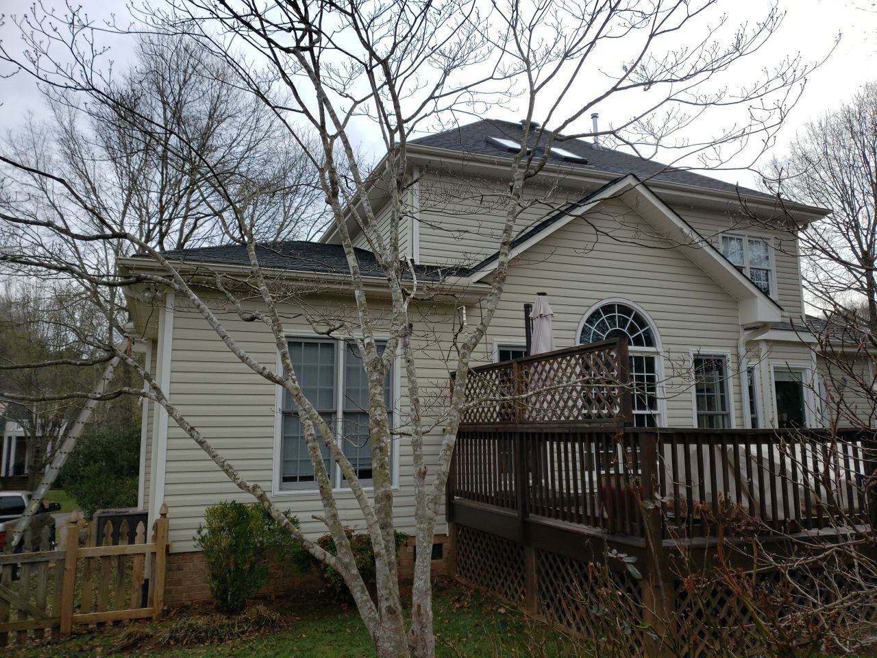 House Wash using cleaner by Power Wash Masters LLC