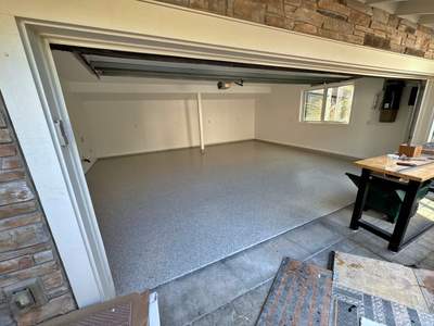 2 Car Garage in Mount Everest