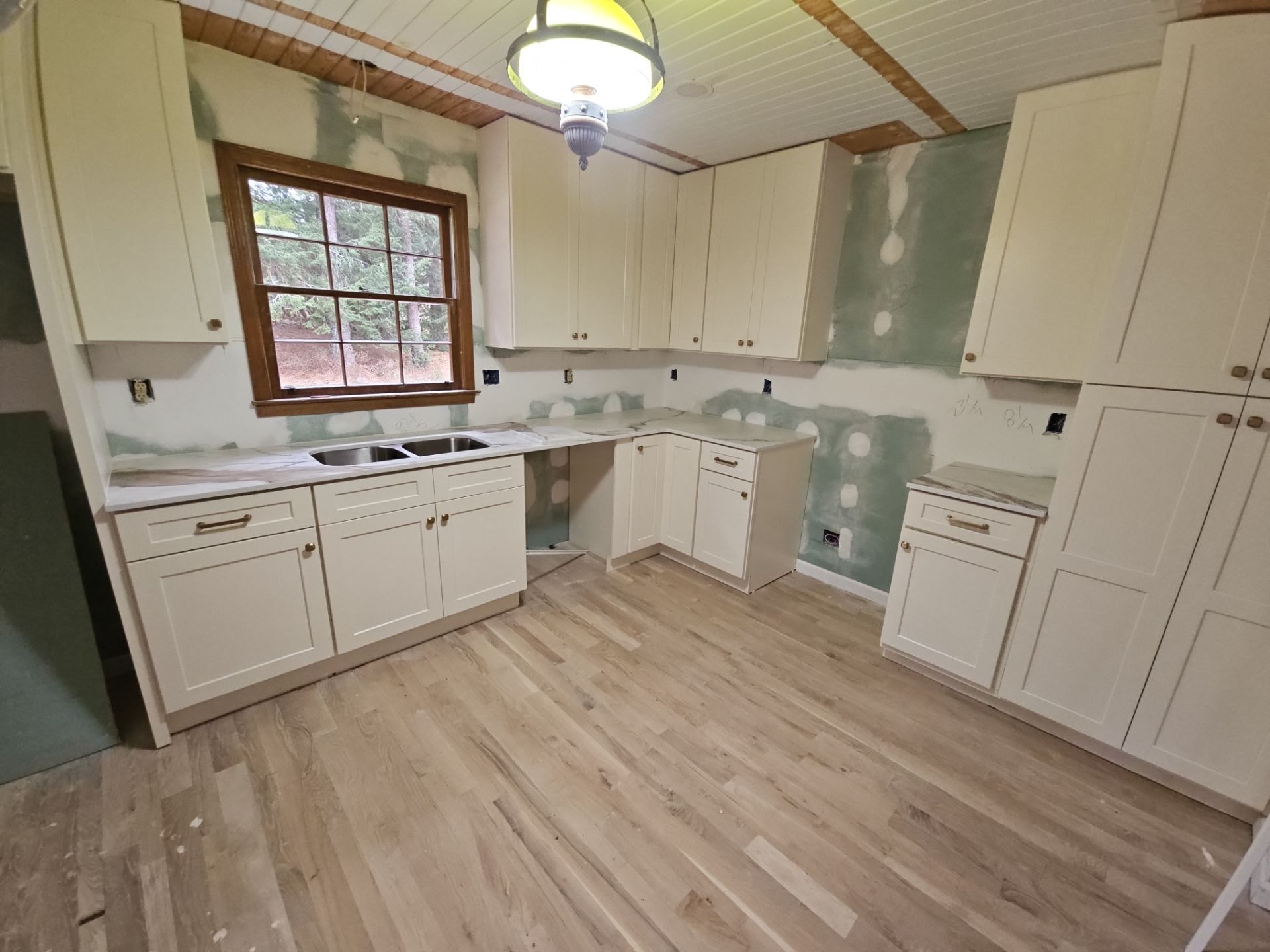 Kitchen renovation by Ajayi Design and Construction 