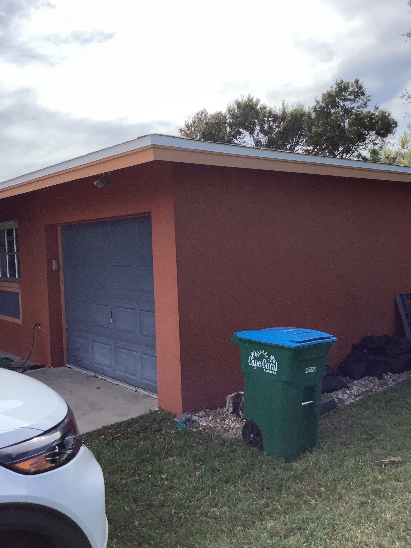 Splash Guards for Seamless Gutters in Cape Coral FL by Gutter Professors