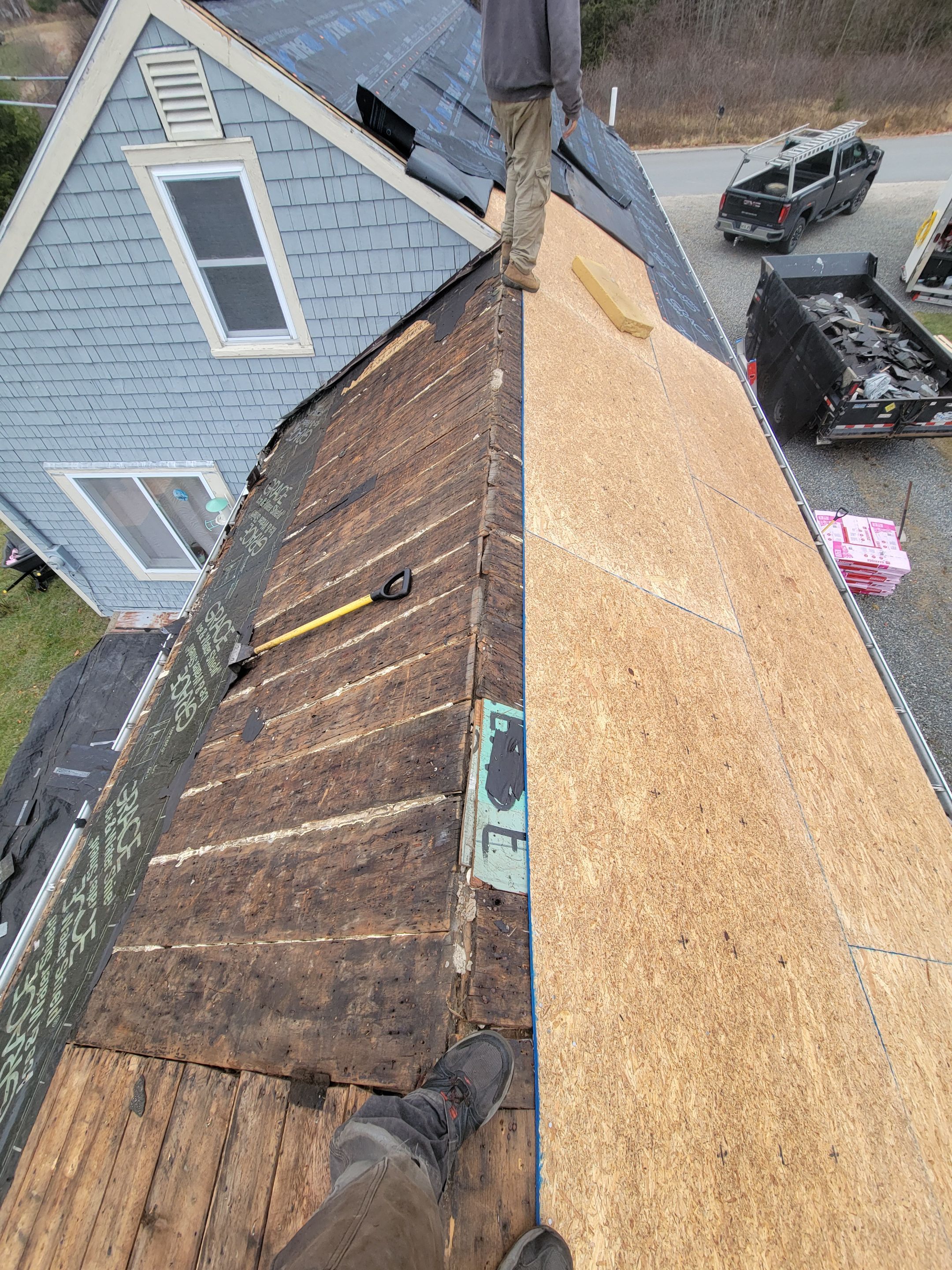 ReRoof  using Owens Corning OakRidge  by The B.A.R Roofing