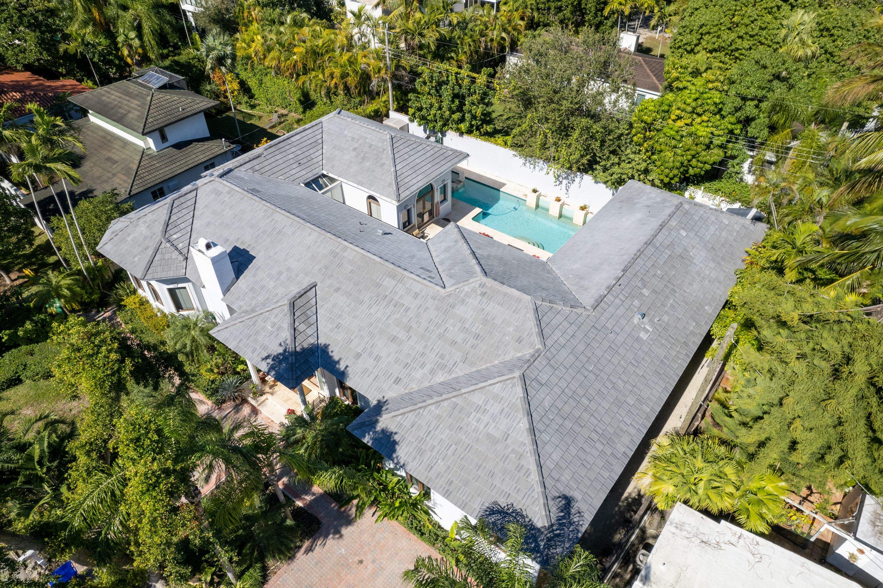 Crown Windsor Slate - Manatee Color by Istueta Roofing